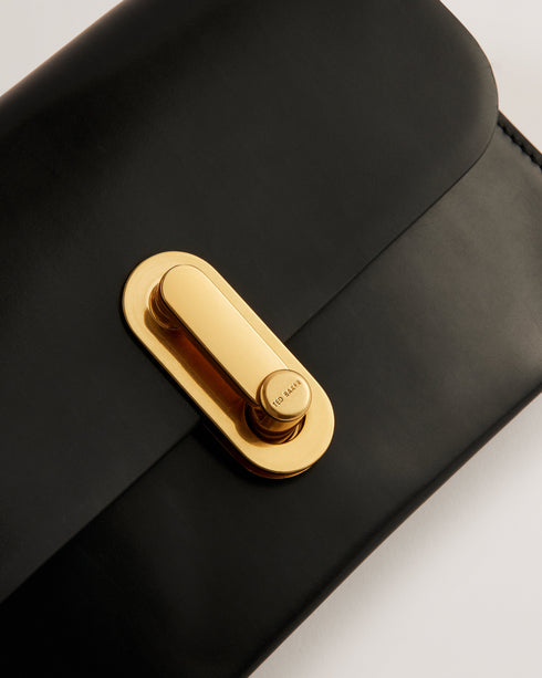 {{ product.type }} - Ted Baker London - Kosovo - KKAYSA