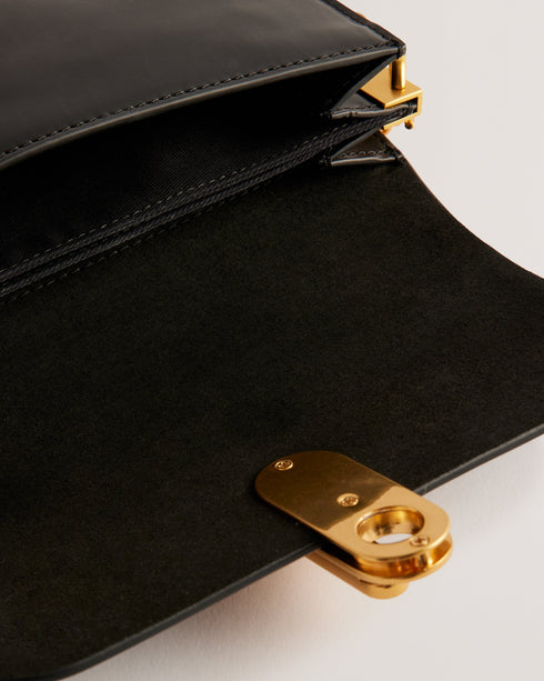 {{ product.type }} - Ted Baker London - Kosovo - KKAYSA