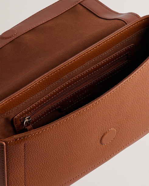 {{ product.type }} - Ted Baker London - Kosovo - DARILIE