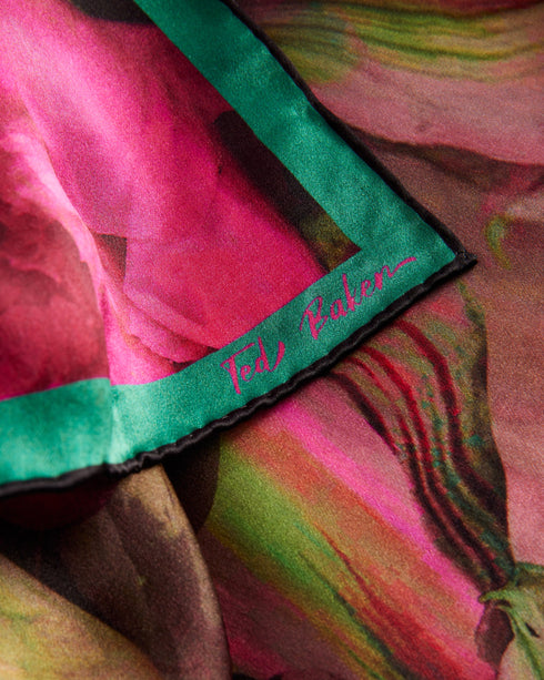 {{ product.type }} - Ted Baker London - Kosovo - DEBBIIO