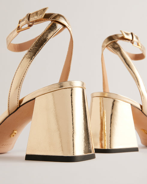 {{ product.type }} - Ted Baker London - Kosovo - MILLIIY