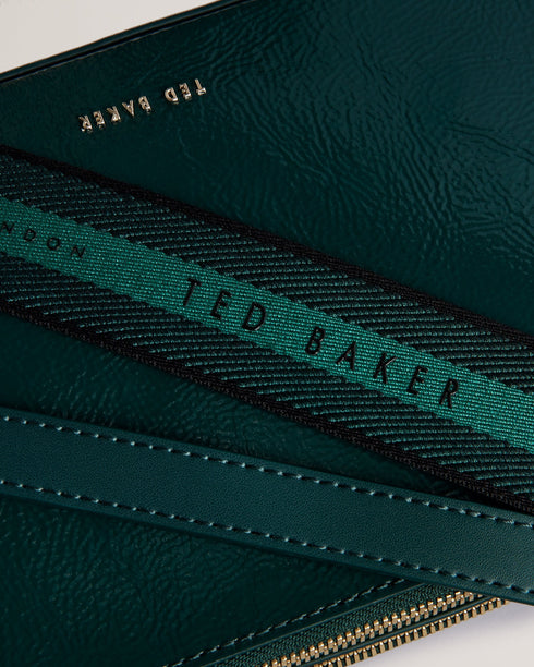 {{ product.type }} - Ted Baker London - Kosovo - DARCEW