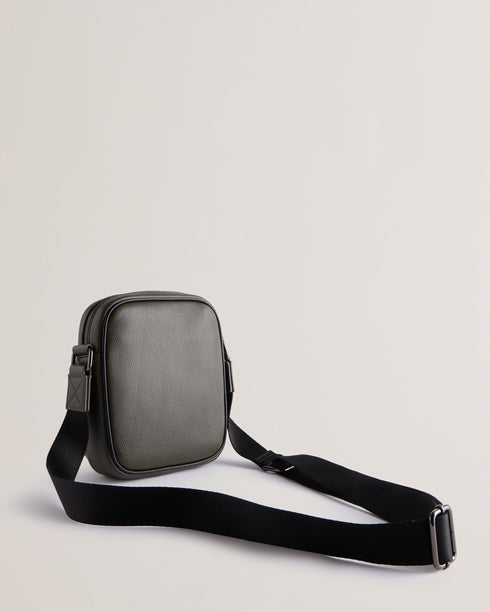 {{ product.type }} - Ted Baker London - Kosovo - TAII