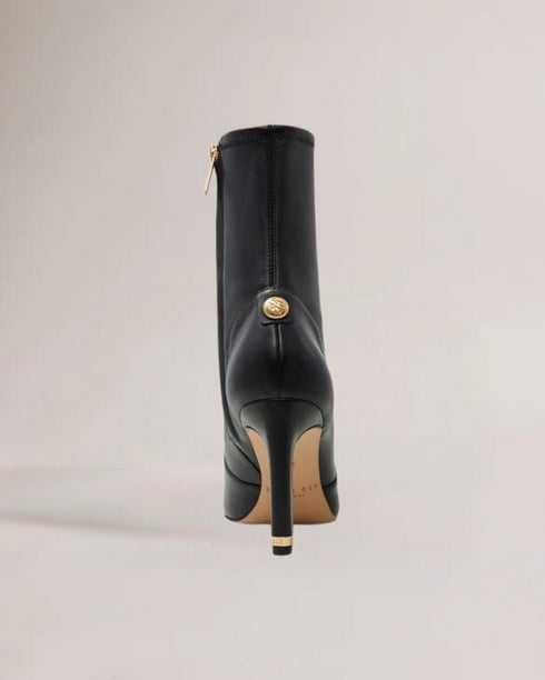 {{ product.type }} - Ted Baker London - Kosovo - PIPEER