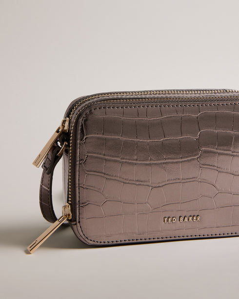 {{ product.type }} - Ted Baker London - Kosovo - STINA