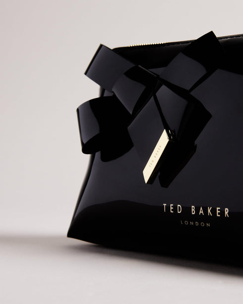 {{ product.type }} - Ted Baker London - Kosovo - NICOLAI