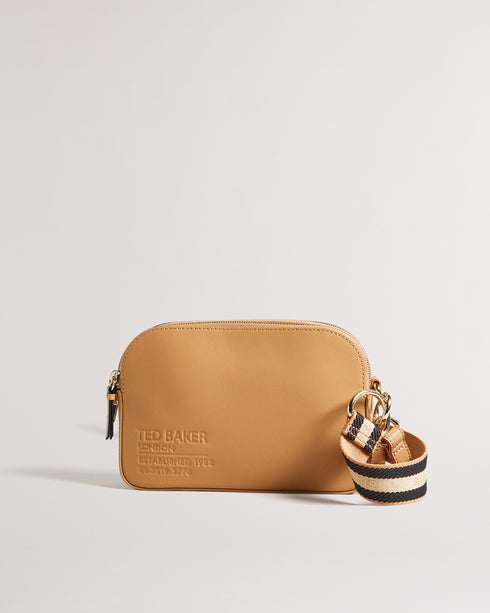 {{ product.type }} - Ted Baker London - Kosovo - DARCELO