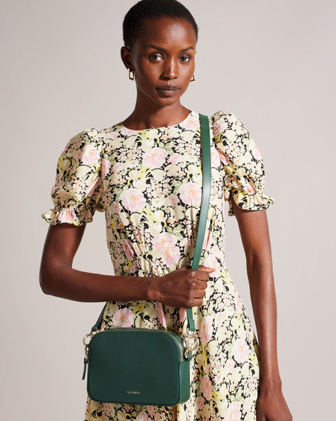 {{ product.type }} - Ted Baker London - Kosovo - DARCELO