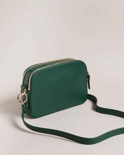 {{ product.type }} - Ted Baker London - Kosovo - DARCELO