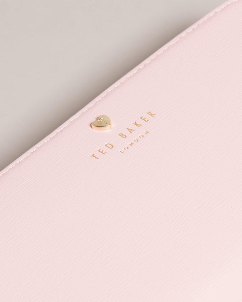 {{ product.type }} - Ted Baker London - Kosovo - HEARTEN