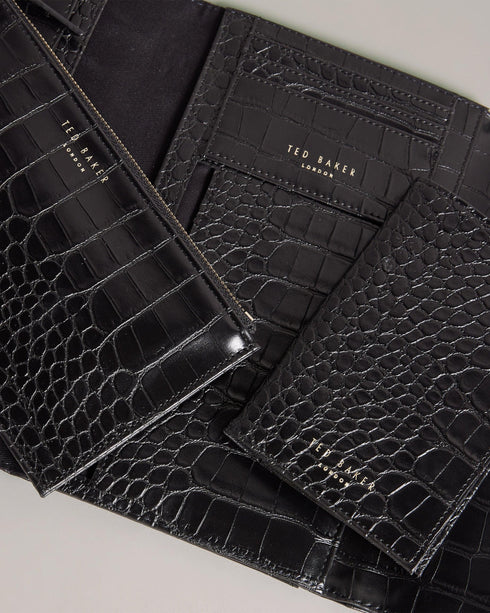 {{ product.type }} - Ted Baker London - Kosovo - TRAVELZ