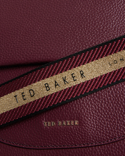 {{ product.type }} - Ted Baker London - Kosovo - DALIAI
