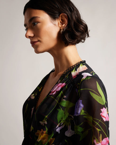 {{ product.type }} - Ted Baker London - Kosovo - ZENNIE