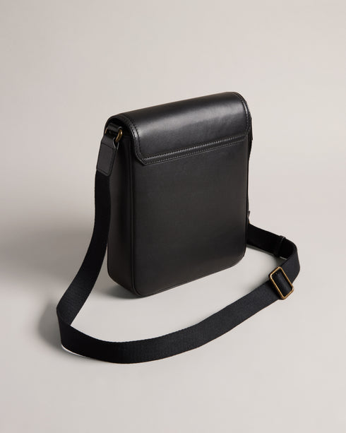 {{ product.type }} - Ted Baker London - Kosovo - KALVON