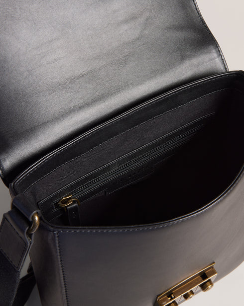 {{ product.type }} - Ted Baker London - Kosovo - KALVON