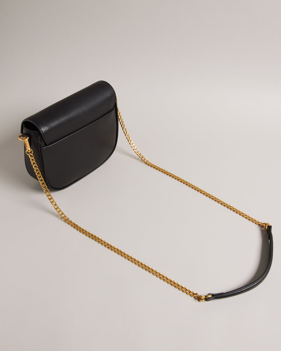 Ted Baker ESIA レザーウェビングクロスボディサドルバッグ Ted Baker- ESIA- Webbing Saddle Patent Leather Crossbody Bag