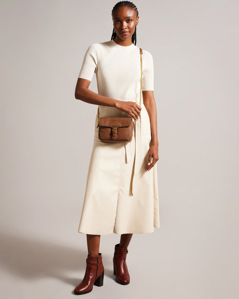 {{ product.type }} - Ted Baker London - Kosovo - ESINIA