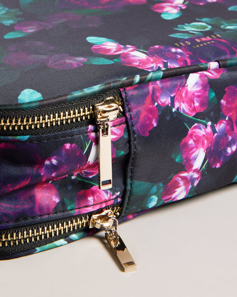 {{ product.type }} - Ted Baker London - Kosovo - BECAAII