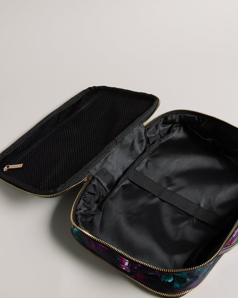 {{ product.type }} - Ted Baker London - Kosovo - BECAAII