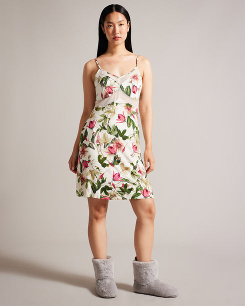 {{ product.type }} - Ted Baker London - Kosovo - HAMONY