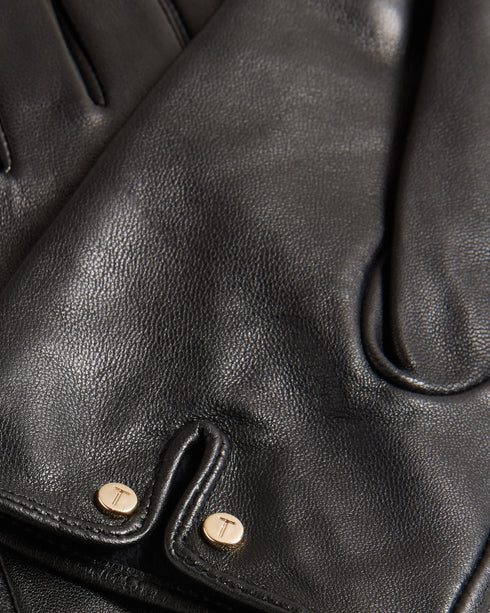 {{ product.type }} - Ted Baker London - Kosovo - ARLEOS