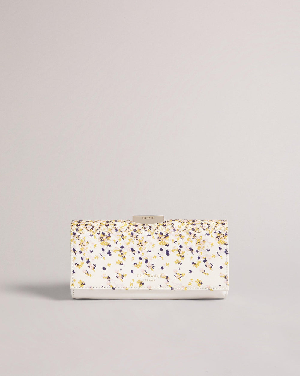 {{ product.type }} - Ted Baker London - Kosovo - REZZA